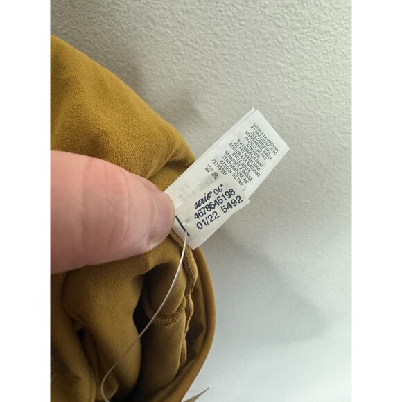 Offline by Aerie Small Real Me Smocked 3" Shortie Brown High Rise Pull On NWT - Picture 12 of 13